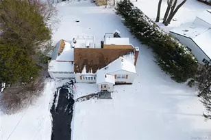 41 Foxhill Rd, Valhalla, NY 10595 - Photo 29