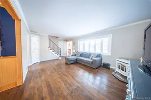 41 Foxhill Rd, Valhalla, NY 10595 - Photo 9