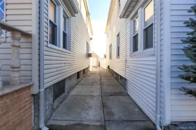 116-14 111th Avenue, Ozone Park, NY 11420 - Photo 15