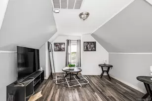 32 Glover Ave, Yonkers, NY 10704 - Photo 17