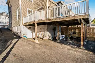 32 Glover Ave, Yonkers, NY 10704 - Photo 25