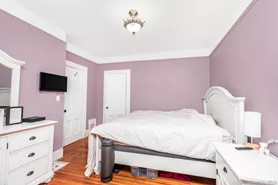 32 Glover Avenue, Yonkers, NY 10704 - Photo 11