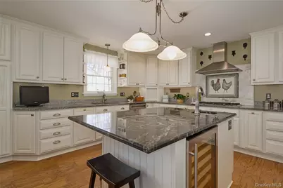 9 Rosalind Road, Poughkeepsie, NY 12601 - Photo 19