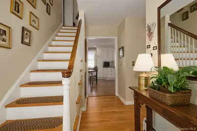 9 Rosalind Road, Poughkeepsie, NY 12601 - Photo 3