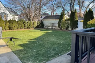 49 Forest Ave, Valley Stream, NY 11581 - Photo 13