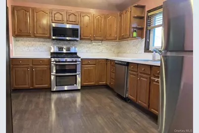 49 Forest Avenue, Valley Stream, NY 11581 - Photo 5