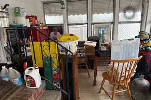 609 Hempstead Gardens Dr, West Hempstead, NY 11552 - Photo 3