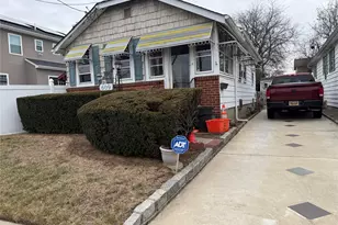 609 Hempstead Gardens Dr, West Hempstead, NY 11552 - Photo 15