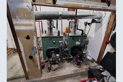 122 W 1st Street, Deer Park, NY 11729 - Photo 11