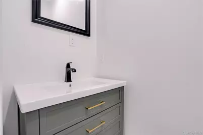 80 Brookdale Avenue, New Rochelle, NY 10801 - Photo 9