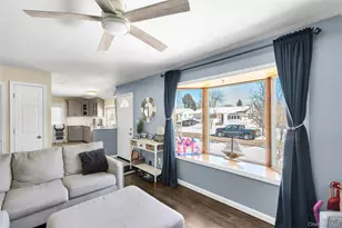 53 Calvert Ave, Commack, NY 11725 - Photo 7