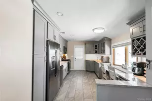 53 Calvert Ave, Commack, NY 11725 - Photo 11