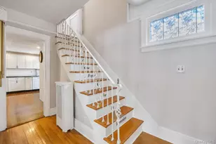 218 Woodlawn Rd, West Hempstead, NY 11552 - Photo 5