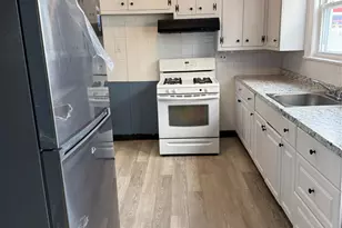 31 Lafayette Ave, Hempstead, NY 11550 - Photo 3