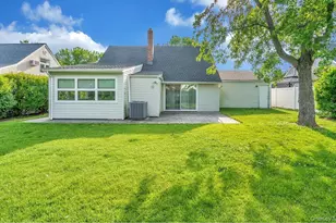 6 Arizona Ave, Syosset, NY 11791 - Photo 13