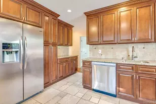 6 Arizona Ave, Syosset, NY 11791 - Photo 7