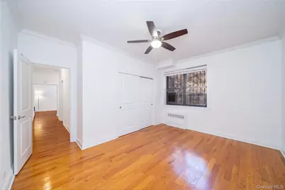 245 Bennett Avenue #1A, New York, NY 10040 - Photo 11