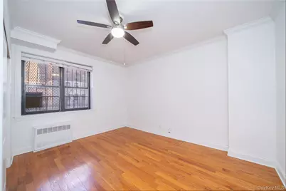 245 Bennett Avenue #1A, New York, NY 10040 - Photo 13