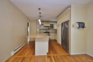 887 Stockton Rd, Valley Cottage, NY 10989 - Photo 3