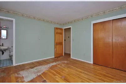 887 Stockton Road, Valley Cottage, NY 10989 - Photo 15