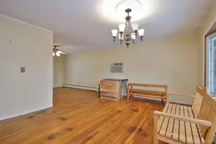 887 Stockton Rd, Valley Cottage, NY 10989 - Photo 13