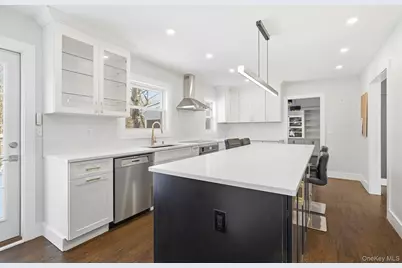 7 Rural Drive, Scarsdale, NY 10583 - Photo 13