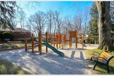 4 Bryant Crescent #2C, White Plains, NY 10605 - Photo 17