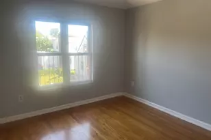 61-31 136th St, Flushing, NY 11367 - Photo 9