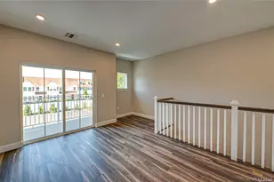 1 Conklin St, Farmingdale, NY 11735 - Photo 5