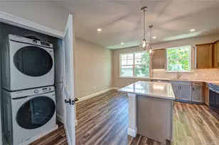 1 Conklin St, Farmingdale, NY 11735 - Photo 23