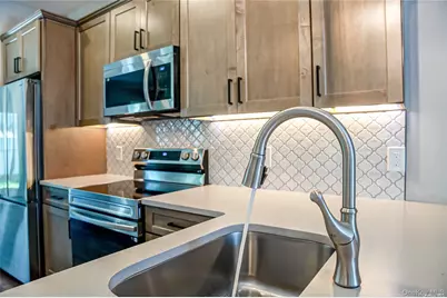 1 Conklin Street #204, Farmingdale, NY 11735 - Photo 19