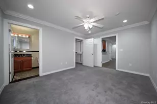 1104 Vista View Dr, Farmingville, NY 11738 - Photo 9