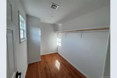 403 S Bayview Avenue, Freeport, NY 11520 - Photo 11