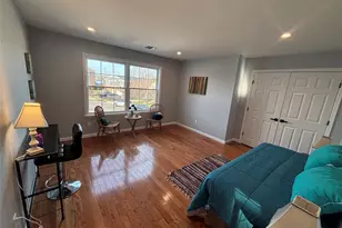 403 S Bayview Ave, Freeport, NY 11520 - Photo 15