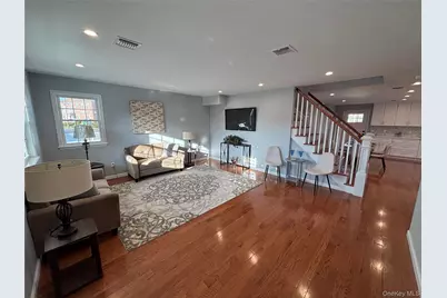 403 S Bayview Avenue, Freeport, NY 11520 - Photo 25