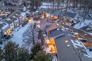 84 Aspen Dr W, Woodbury, NY 11797 - Photo 39