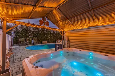 1732 Princeton Drive W, Wantagh, NY 11793 - Photo 47