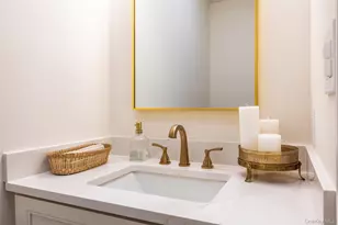 1732 Princeton Dr W, Wantagh, NY 11793 - Photo 39