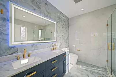 1025 Mirabelle Avenue, Westbury, NY 11590 - Photo 31