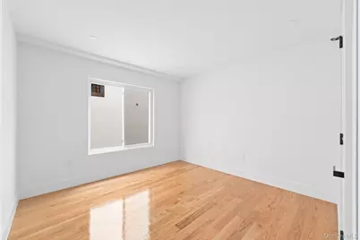 2215 Seymour Avenue, Bronx, NY 10469 - Photo 9