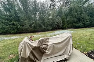 121 Wildwood Cir, Holtsville, NY 11742 - Photo 23