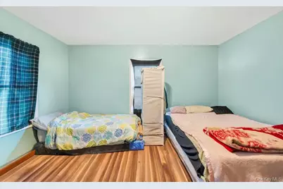 46 Peters Avenue, Hempstead, NY 11550 - Photo 7