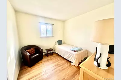 366 Carvel Avenue, Cedarhurst, NY 11516 - Photo 9