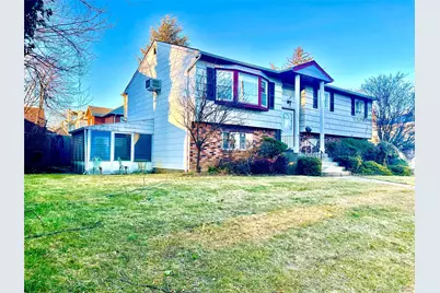 366 Carvel Avenue, Cedarhurst, NY 11516 - Photo 1