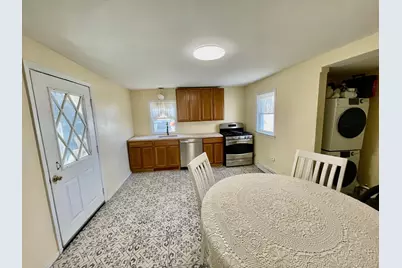 427 4th Street, Greenport, NY 11944 - Photo 5