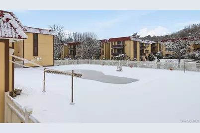 18 Granada Crescent #13, White Plains, NY 10603 - Photo 23