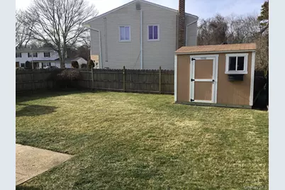 26 Charles Circle, Islip, NY 11751 - Photo 33