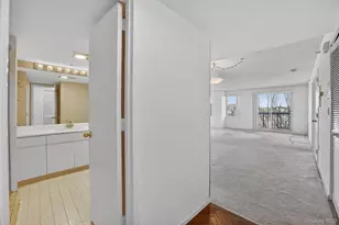 10 Stewart Pl, White Plains, NY 10603 - Photo 7