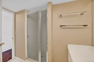 10 Stewart Pl, White Plains, NY 10603 - Photo 9