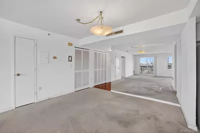 10 Stewart Place #4BE, White Plains, NY 10603 - Photo 15